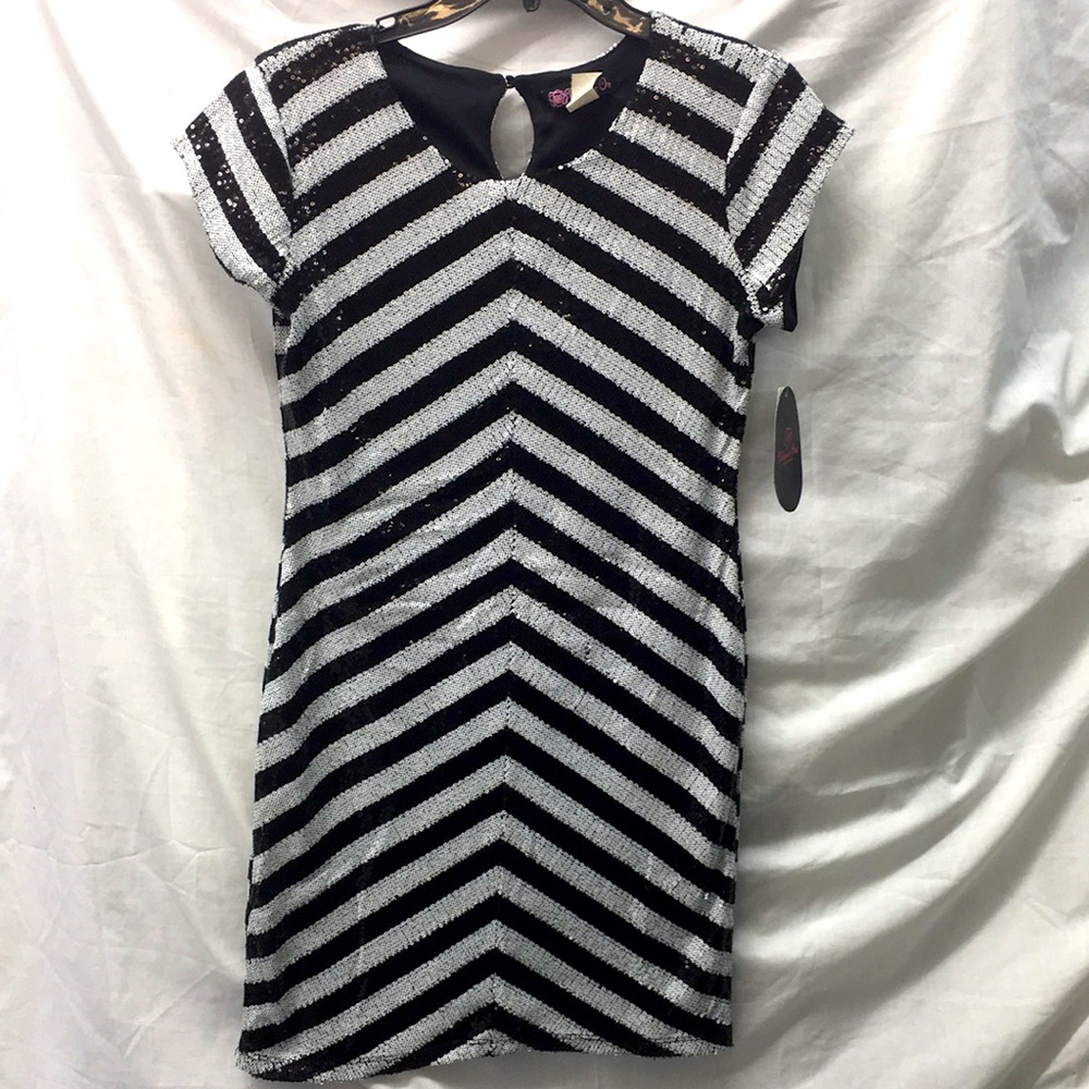 Volume One sequined dress New ladies sz L